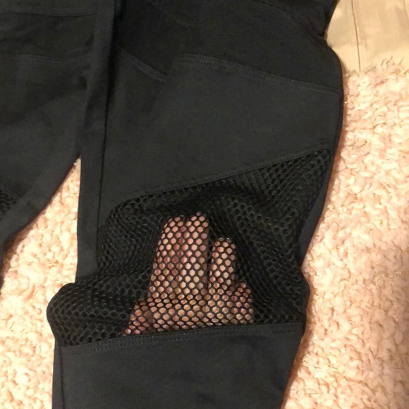 Never worn Leggings - Picture 2 of 2